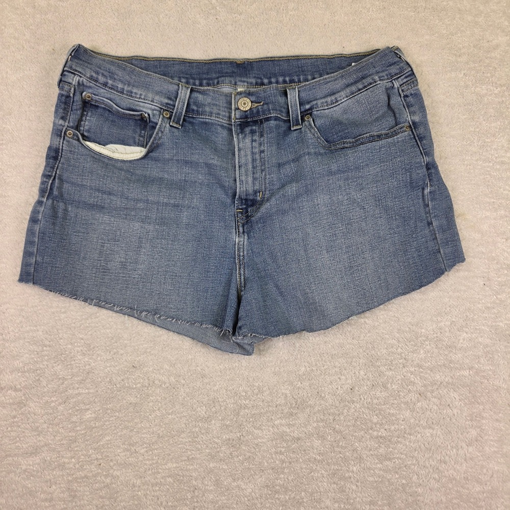 Levi Strauss & Co Womens Medium Wash Denim Cut Off Shorts Size 32 Raw Hem